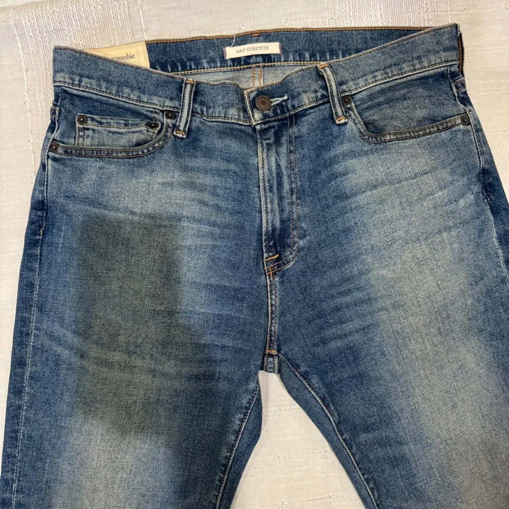 Abercrombie & Fitch Slim Straight Jeans Mens 33x32 Medium Wash A&F Stretch Blue‎